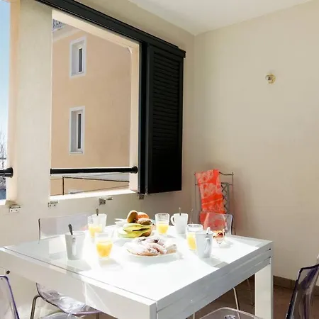 Apartment Porto Bello Yourhosthelper